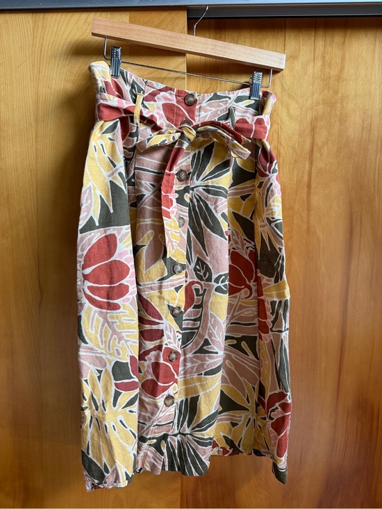 Sézane Dresses & Skirts - Sézane Floral Midi Skirt Size 38
